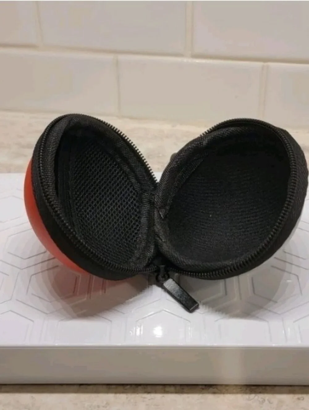 Pokemon pokeball zippered